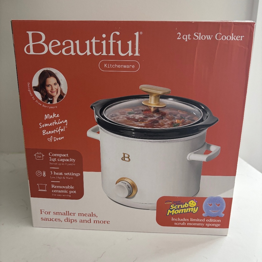New Beautiful brand 2qt Slow Cooker (Drew Barrymore)
